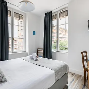 https://du-simplon.hotels-rhonealpes.com